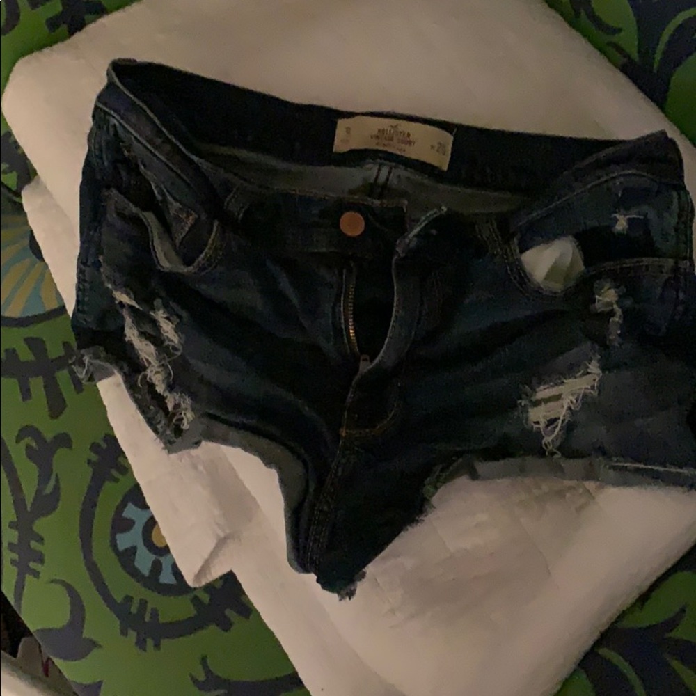 Size 29 Hollister shorts